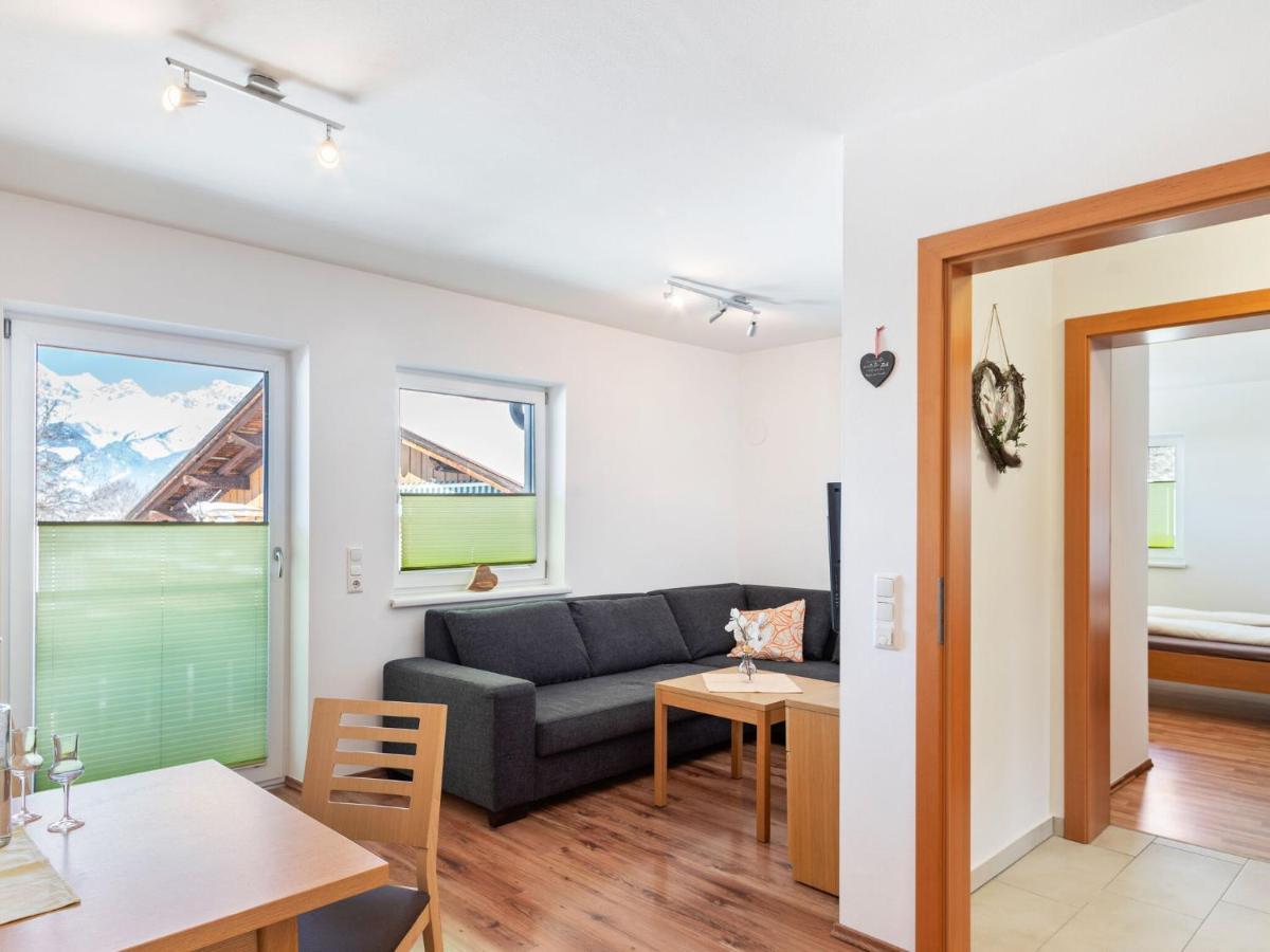 Elegant Apartment in Saalfelden with Balcony Buitenkant foto