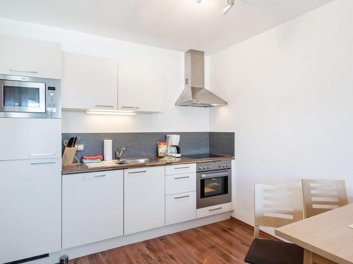 Elegant Apartment in Saalfelden with Balcony Buitenkant foto